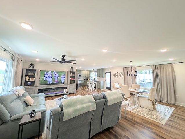 14 Simmons Cir, Fayetteville, TN 37334