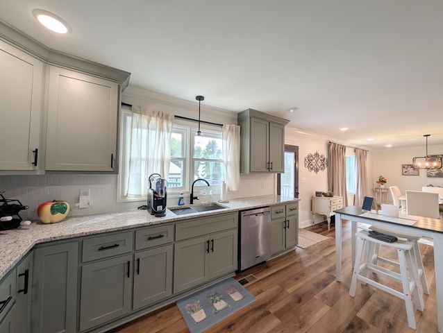 14 Simmons Cir, Fayetteville, TN 37334