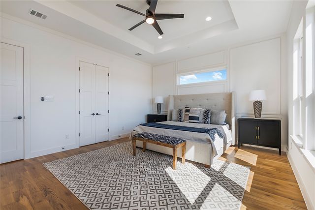 430 Whispering Way, Red Oak, TX 75154