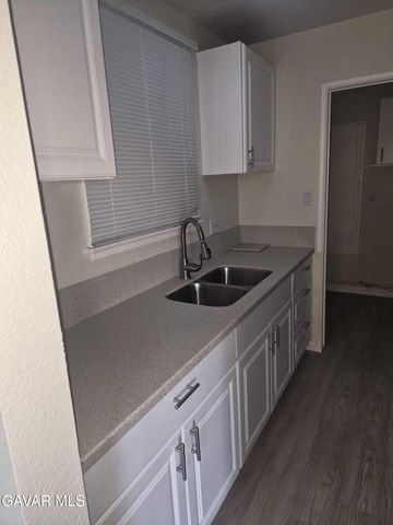 38657 Ladelle Avenue, Palmdale, CA 93550