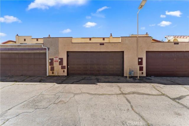 1750 E Avenue Q14, Palmdale, CA 93550