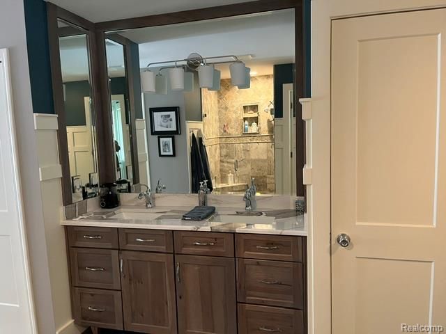 4514 Ravenwood Drive, Grand Blanc, MI 48439
