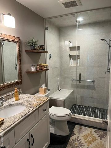 4514 Ravenwood Drive, Grand Blanc, MI 48439