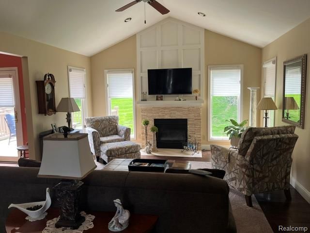 4514 Ravenwood Drive, Grand Blanc, MI 48439