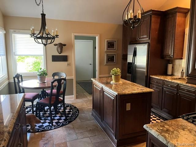 4514 Ravenwood Drive, Grand Blanc, MI 48439