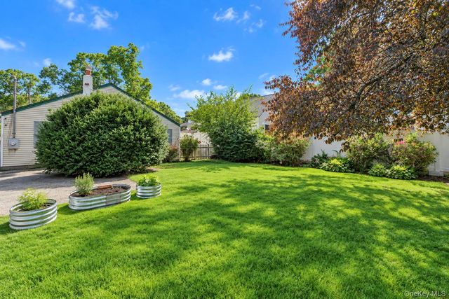 11 Oak Street, Nesconset, NY 11767