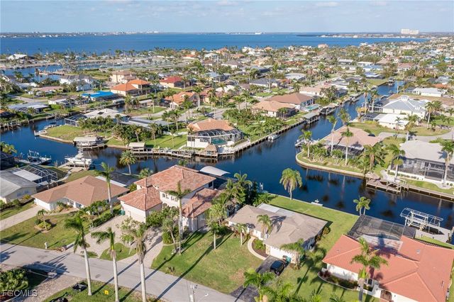 5638 Riverside DR, Cape Coral, FL 33904