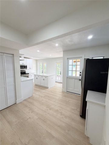 104 W LAMBRIGHT STREET, Tampa, FL 33604