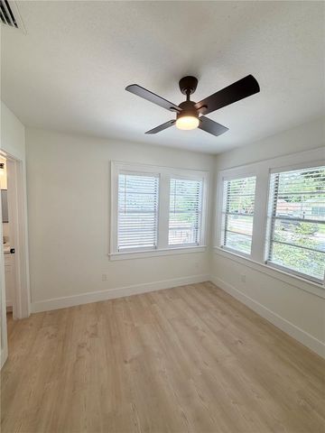 104 W LAMBRIGHT STREET, Tampa, FL 33604
