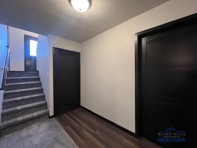 533 BULL RUN DR, Box Elder, SD 57719