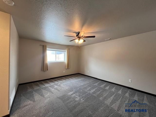 533 BULL RUN DR, Box Elder, SD 57719