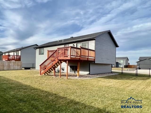 533 BULL RUN DR, Box Elder, SD 57719