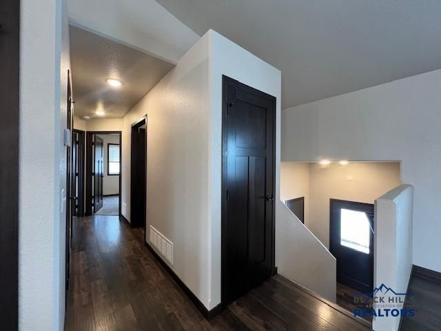 533 BULL RUN DR, Box Elder, SD 57719