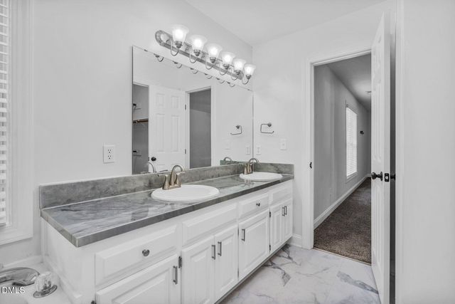 105 Green Bank Court, Rocky Mount, NC 27804