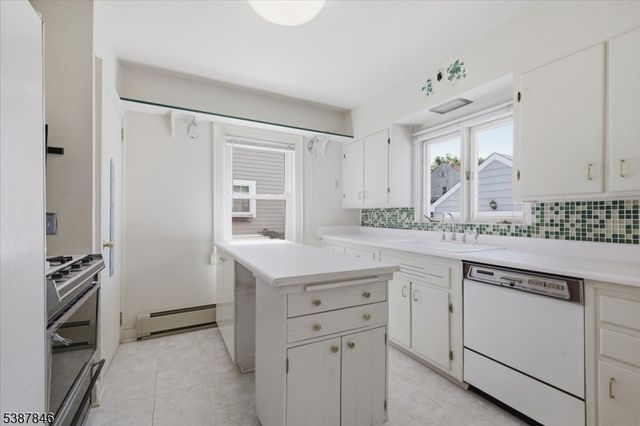 15 Kennedy Rd, Morris Twp., NJ 07950