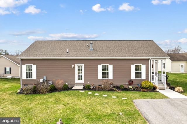 420 DANDELION DR, Blue Bell, PA 19422