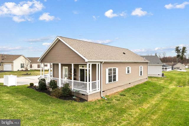 420 DANDELION DR, Blue Bell, PA 19422