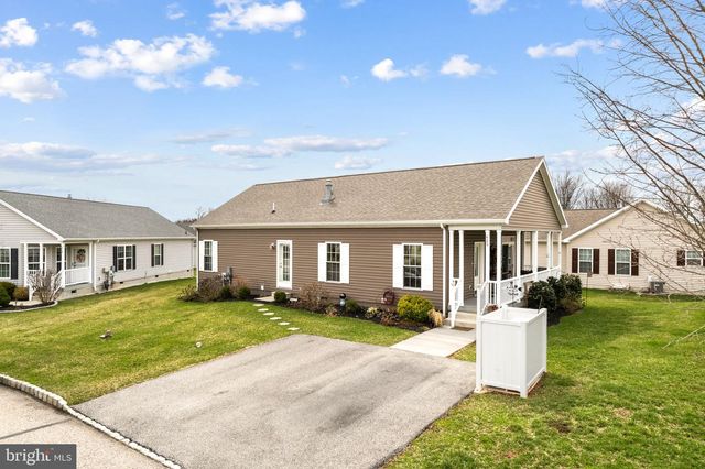 420 DANDELION DR, Blue Bell, PA 19422