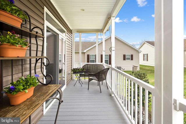 420 DANDELION DR, Blue Bell, PA 19422