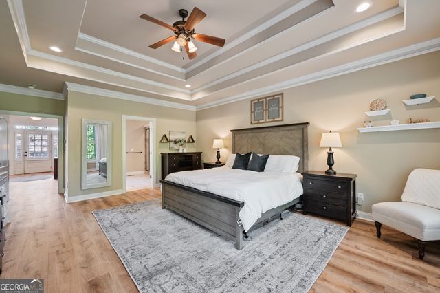 4452 Sandhurst Place, Flowery Branch, GA 30542