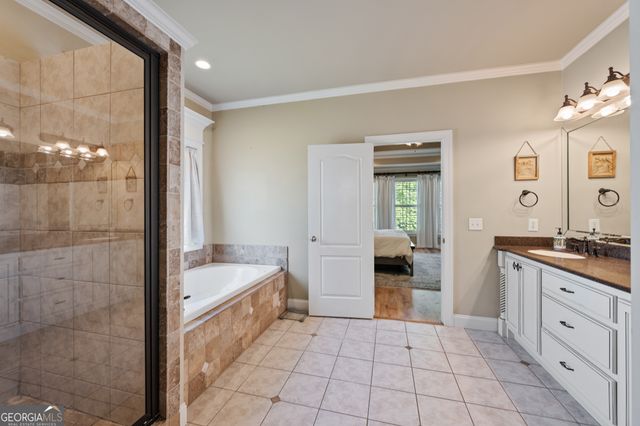 4452 Sandhurst Place, Flowery Branch, GA 30542