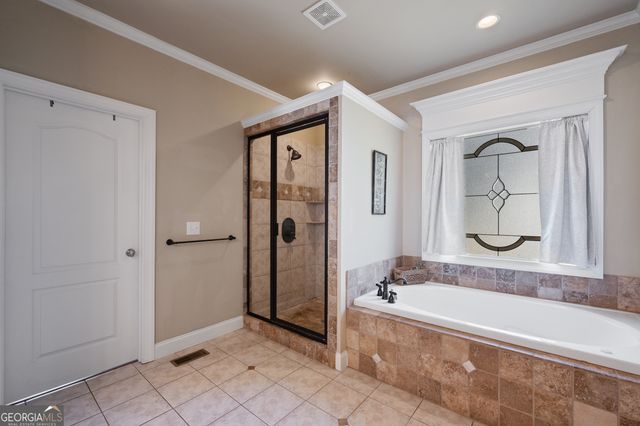 4452 Sandhurst Place, Flowery Branch, GA 30542