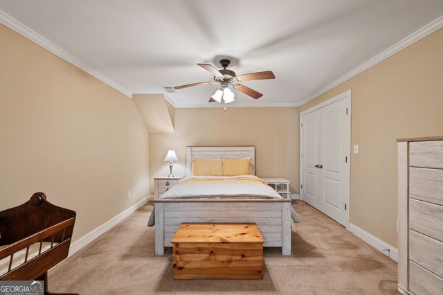 4452 Sandhurst Place, Flowery Branch, GA 30542