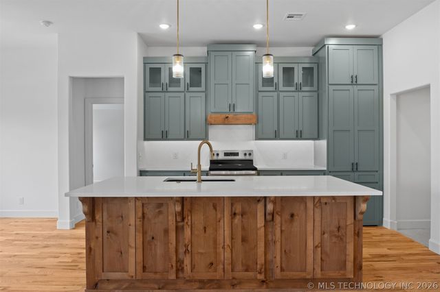 11960 N 193rd East Avenue, Collinsville, OK 74021