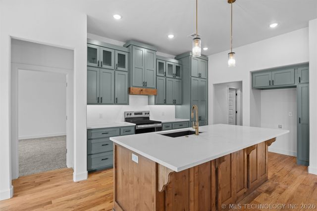 11960 N 193rd East Avenue, Collinsville, OK 74021