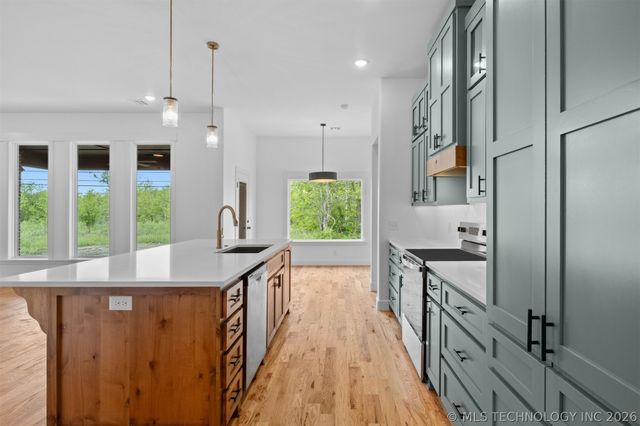 11960 N 193rd East Avenue, Collinsville, OK 74021