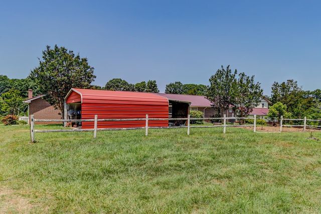 389 Delta Drive, Hurt, VA 24563