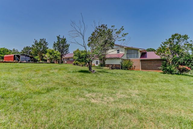 389 Delta Drive, Hurt, VA 24563