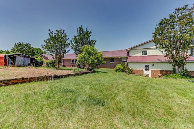 389 Delta Drive, Hurt, VA 24563