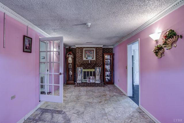 389 Delta Drive, Hurt, VA 24563