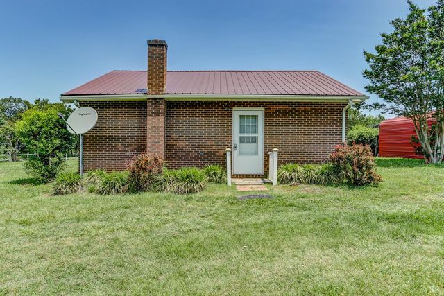 389 Delta Drive, Hurt, VA 24563