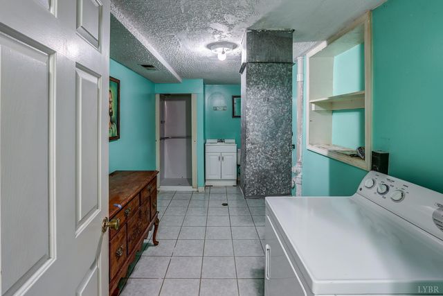 389 Delta Drive, Hurt, VA 24563