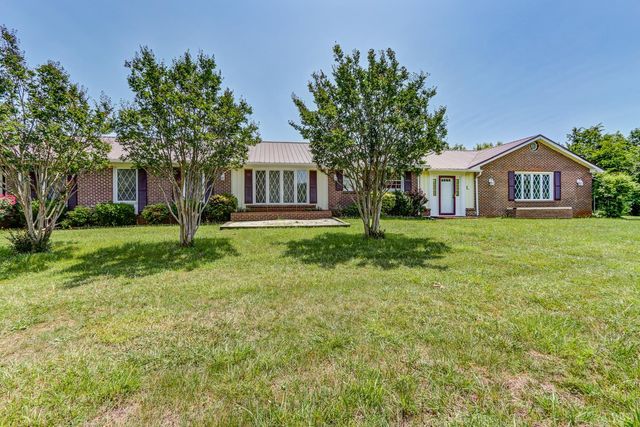 389 Delta Drive, Hurt, VA 24563