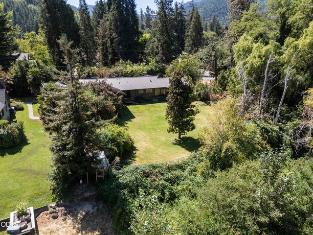 6460 Rogue River Highway, Grants Pass, OR 97527