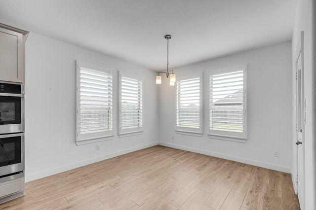 702 Westwood Drive, League City, TX 77573