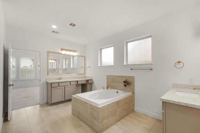 702 Westwood Drive, League City, TX 77573