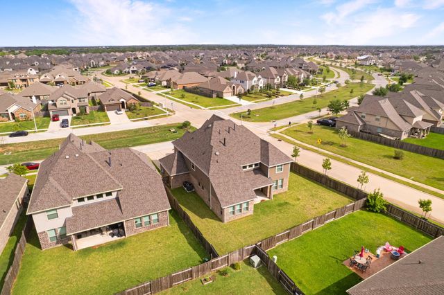 702 Westwood Drive, League City, TX 77573