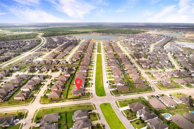 702 Westwood Drive, League City, TX 77573