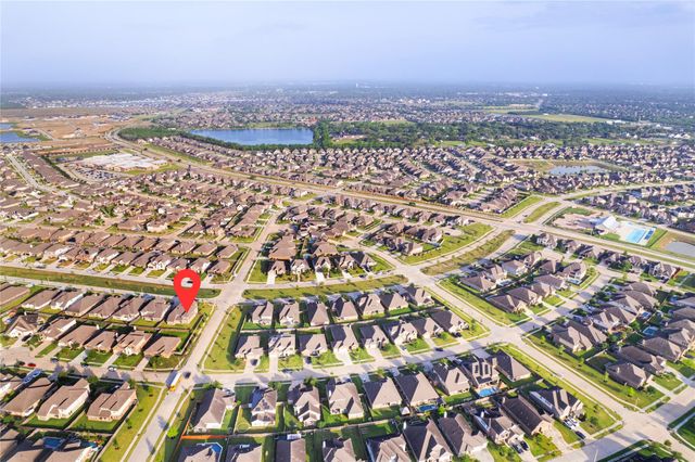 702 Westwood Drive, League City, TX 77573