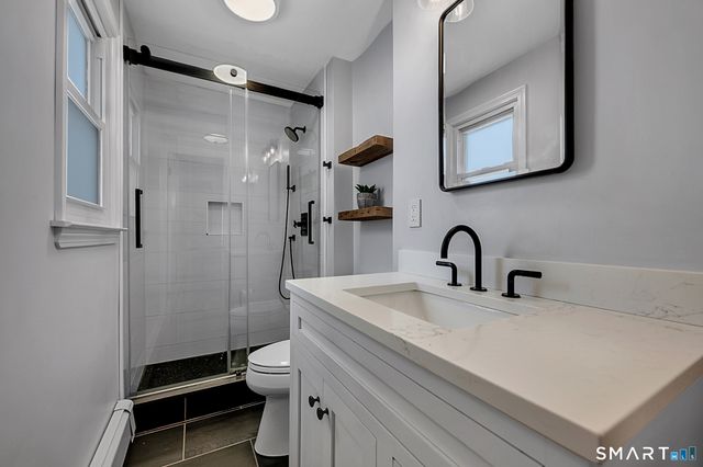 3 Grand Place, Newtown, CT 06470