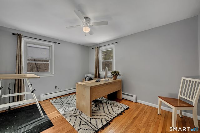 3 Grand Place, Newtown, CT 06470