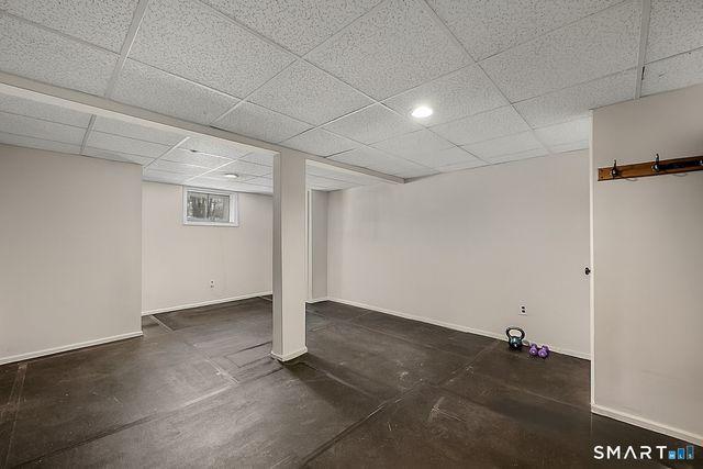 3 Grand Place, Newtown, CT 06470