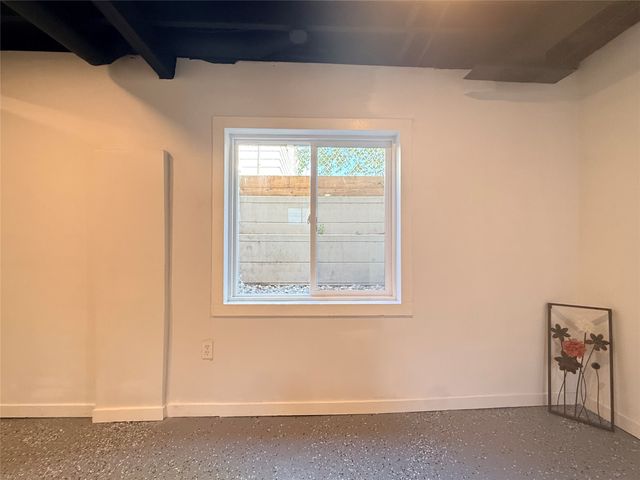 3126 State Avenue, Des Moines, IA 50317