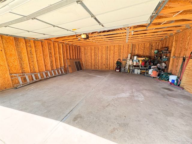3126 State Avenue, Des Moines, IA 50317