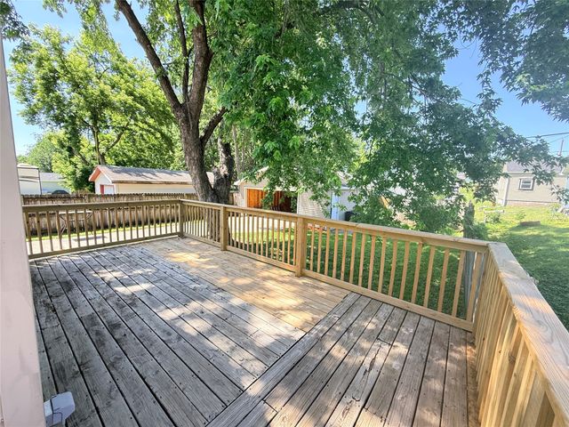 3126 State Avenue, Des Moines, IA 50317