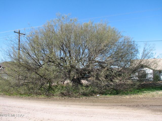 454 N Pomerene Road, Benson, AZ 85602